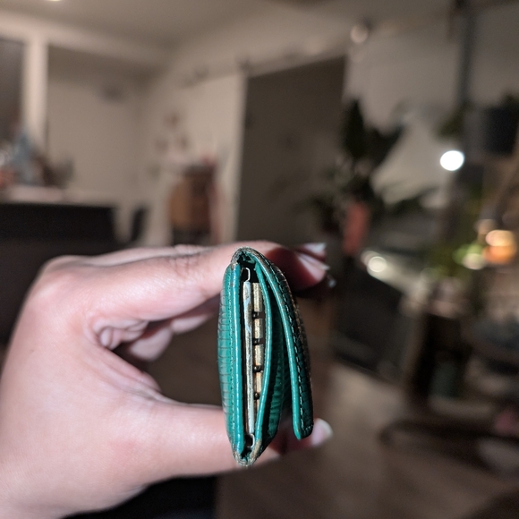 LV Green EPI key holder - Picture 4 of 6